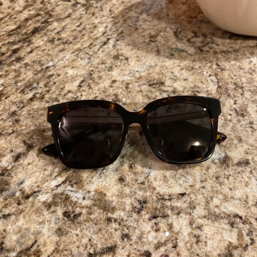 Diff Eyewear Lil Bella Sunglasses